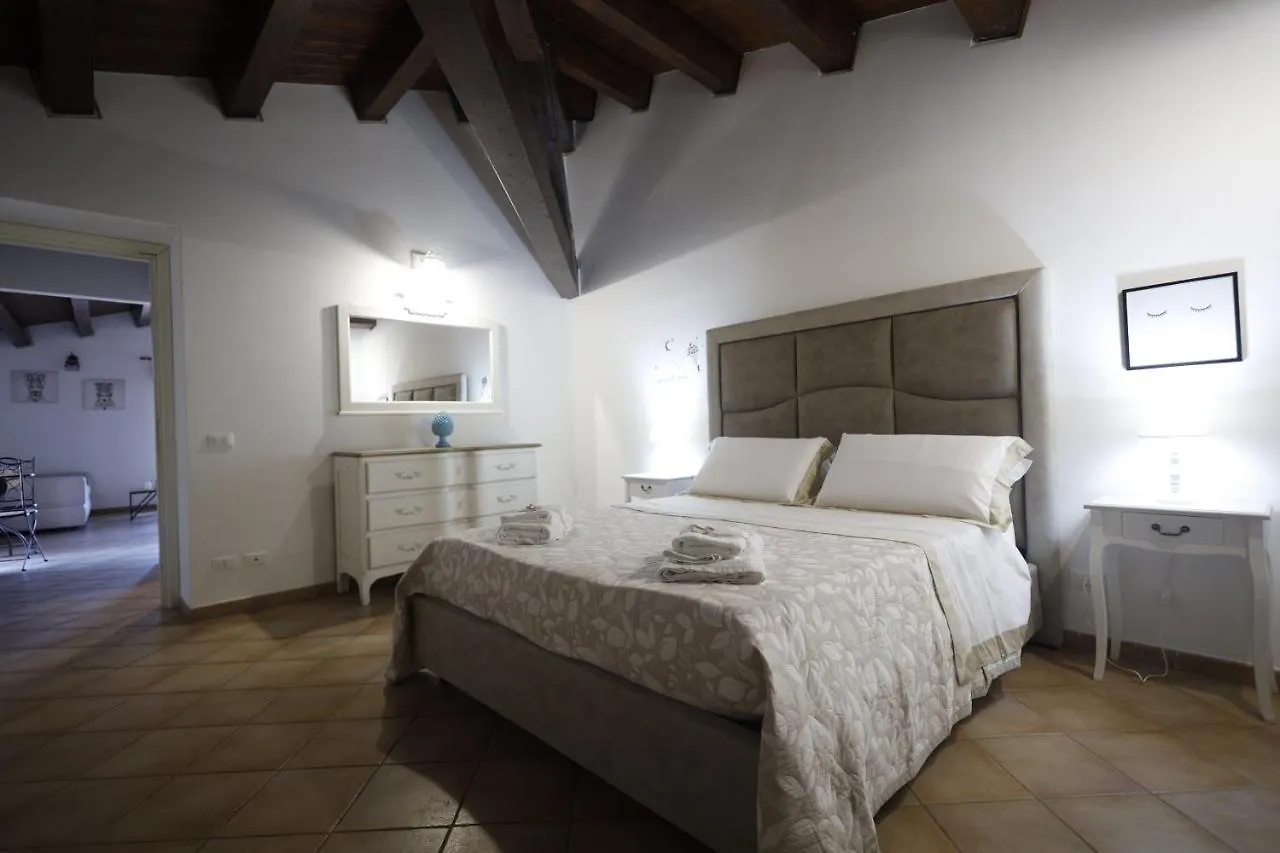 La Casa Di Filippo Lejlighed Palermo 0*,